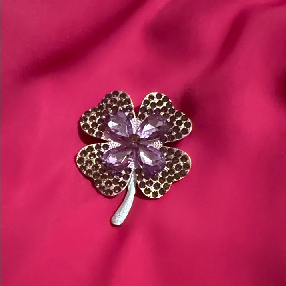 Purple Clover Brooch - Picture 1 of 9